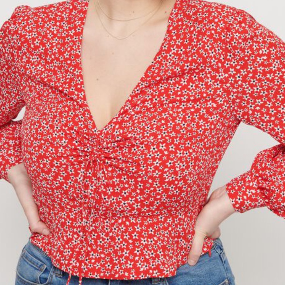 ❌SOLD❌🤍DYNAMITE🤍 Floral Blouse